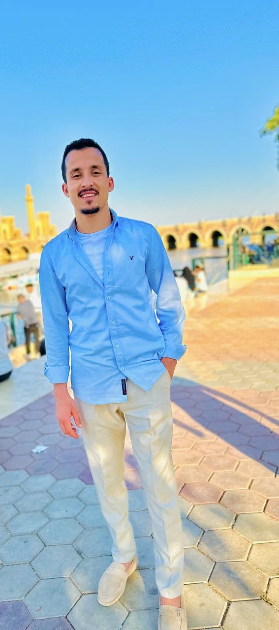 احمد محمود عمر